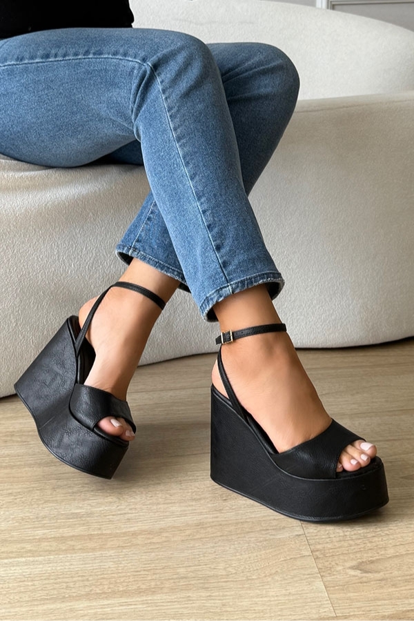 Sandália Plataforma